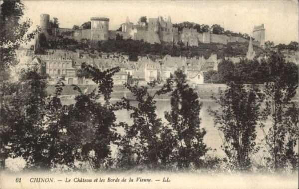 Chinon Chateau Bords Vienne