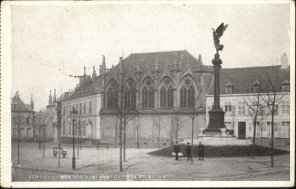 Valenciennes Monument Defense Place Verte