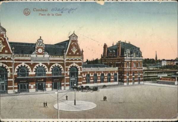 Cambrai Place Gare Bahnhof