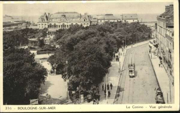 Boulogne-sur-Mer Casino Strassenbahn