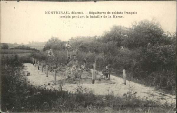 Montmirail Marne Sepultures de Soldats Francais Bataille