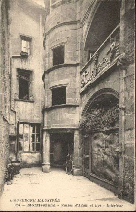 Montferrand Maison d_Adam et Eve