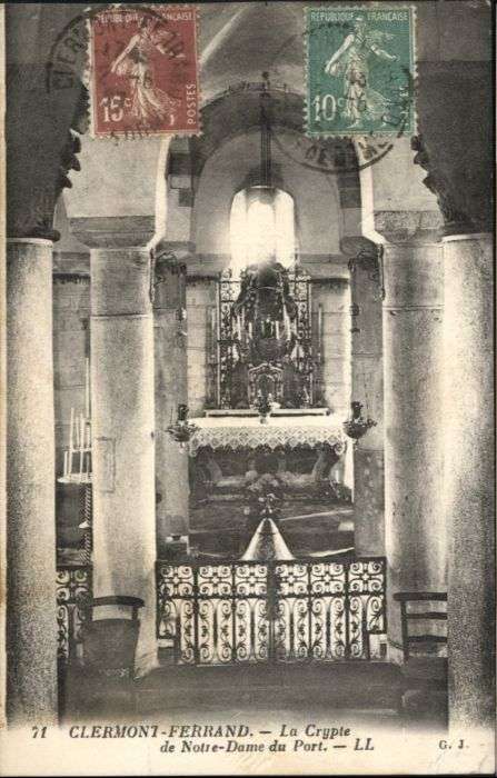 Clermont-Ferrand Crypte Notre-Dame Port
