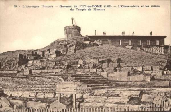 Puy-de-Dome Sommet Observatoire Ruines Temple Mercu