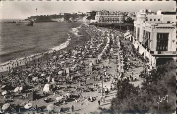Biarritz Pyrenees Atlantiques Biarritz Plage Cap St. Martin