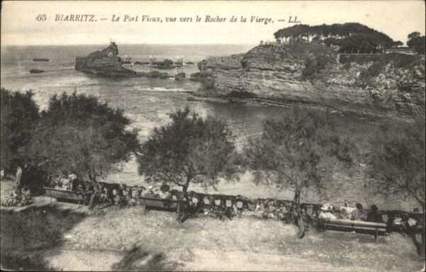 Biarritz Pyrenees Atlantiques Biarritz Port Rocher Vierge