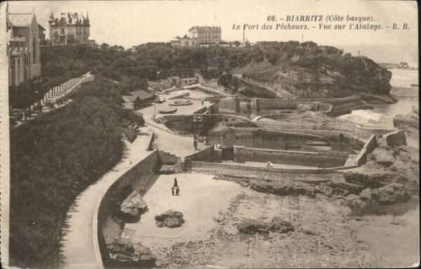 Biarritz Pyrenees Atlantiques Biarritz Port Pecheurs l'Atalaye