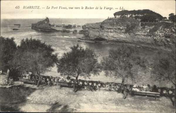 Biarritz Pyrenees Atlantiques Biarritz Port Rocher Vierge