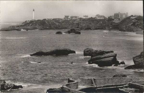 Biarritz Pyrenees Atlantiques Biarritz Port Phare Leuchtturm Rocher