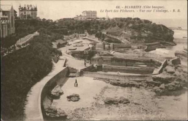Biarritz Pyrenees Atlantiques Biarritz Port Pecheurs l'Atalaye