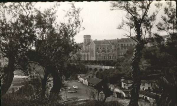 Biarritz Pyrenees Atlantiques Biarritz Port Pecheurs Eglise Ste. Euge