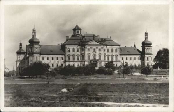 Olmuetz Olomouc Olmütz Kloster Hradisch