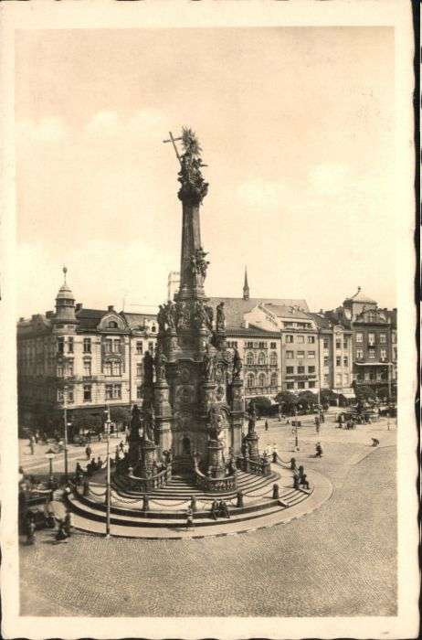 Olmuetz Olomouc reifaltigkeitssäule *