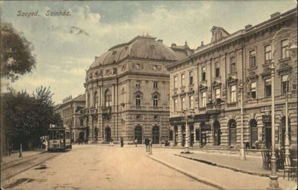 Szeged Szinhaz Strassenbahn