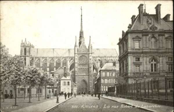Amiens Rue Robert Luzarches
