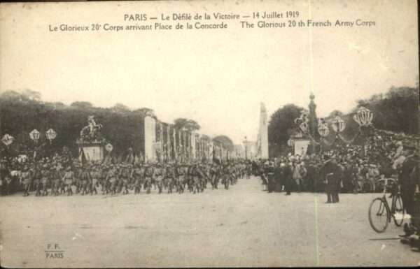 Paris Place de la Concorde Glorieux 20 Corps