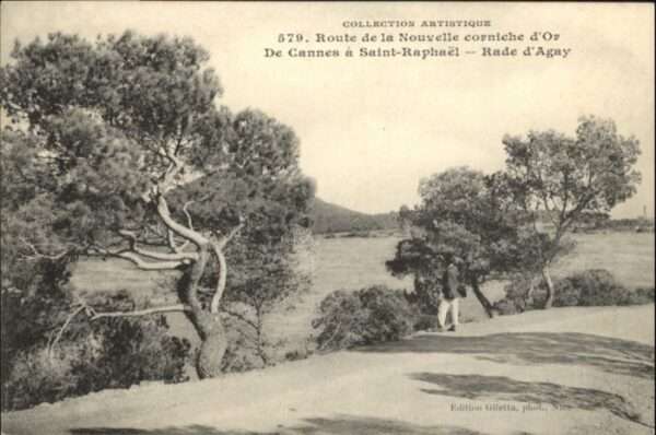 Saint-Raphael Var Saint-Raphael Cannes Rade d_Agay