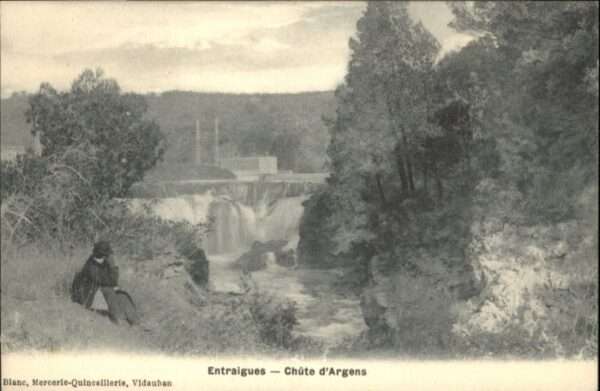 Entraigues-sur-la-Sorgue Chute d_Argens
