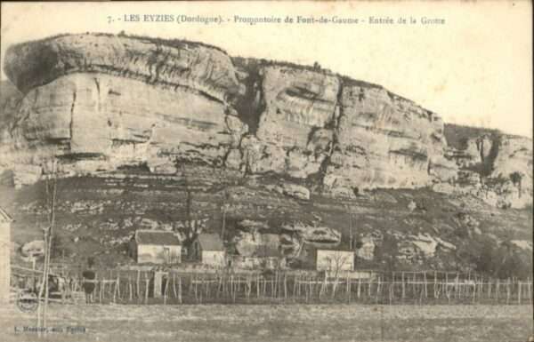 Les Eyzies-de-Tayac-Sireuil Promontoire Font-de-Gaume Grotte Höhle