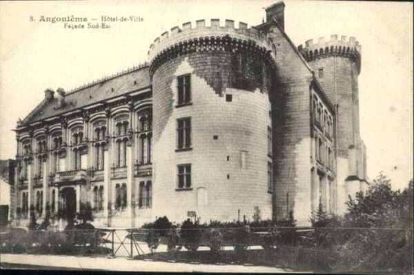 Angouleme Hotel de Ville