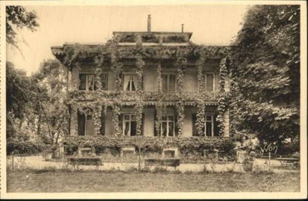Vichy Allier Vichy Chalet l'Empereur