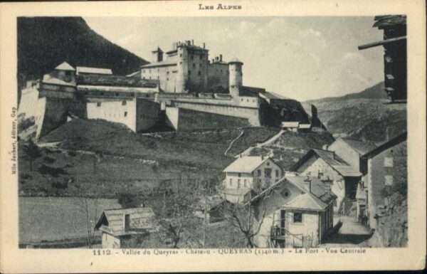 Chateau-Ville-Vieille Chateau Queyras Fort