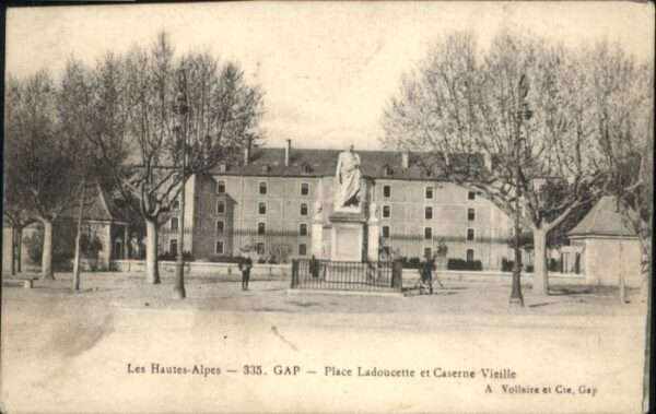 Gap Place Ladoucette Caserne Vieille