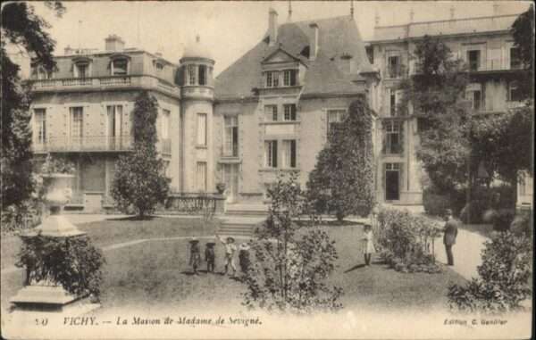 Vichy Allier Vichy Maison Madame Sevigne