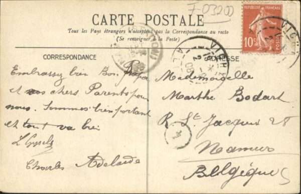 Vichy Allier Vichy Statue Charite Hopital Civil – Bild 2