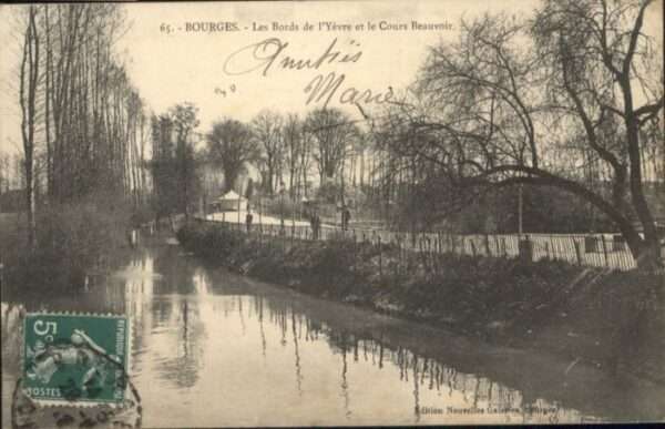 Bourges Bords l'Yevre Cours Beauvoir