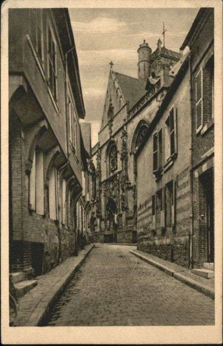 Peronne 80 Somme Peronne Kirche