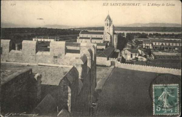 Ile Saint-Honorat Alpes Maritimes  Abbaye Lerins