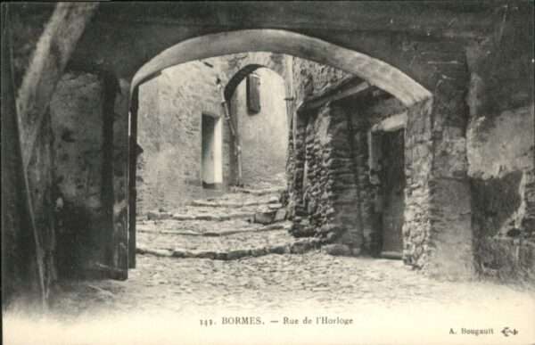 Bormes-les-Mimosas Rue Horloge
