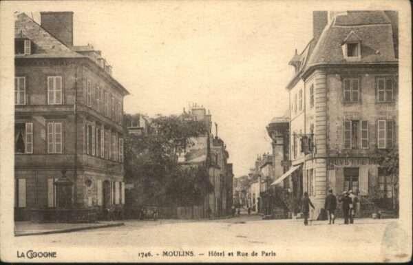 Moulins Hotel Rue Paris