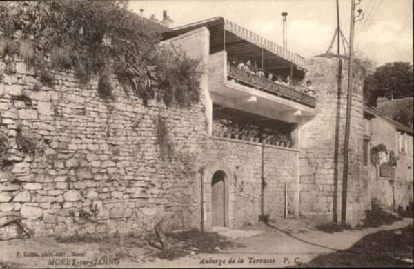 Moret-sur-Loing Auberge Terrasse