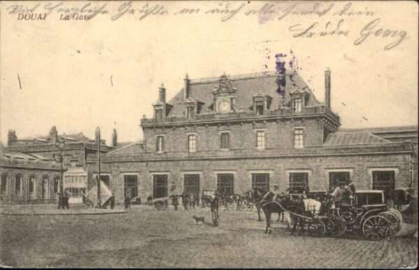 Douai 59 Douai Gare Bahnhof Kutsche Pferd