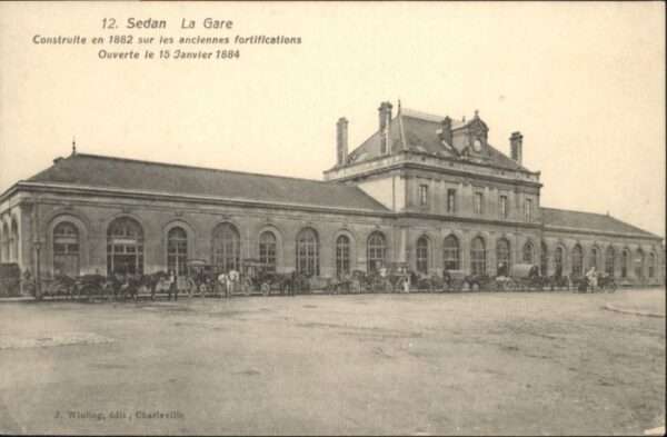 Sedan Ardennes Sedan Gare Bahnhof Kutsche Pferd