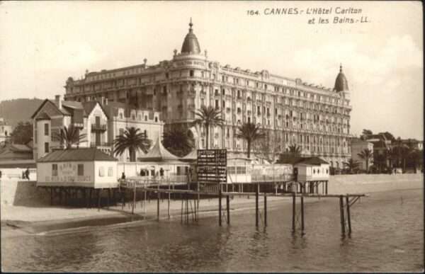 Cannes Alpes-Maritimes Cannes Hotel Carlton Bains
