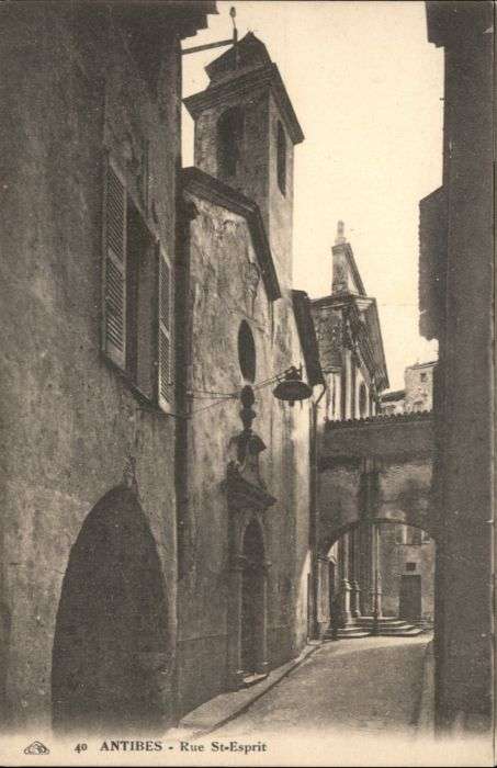 Antibes Alpes Maritimes Antibes Rue St. Esprit