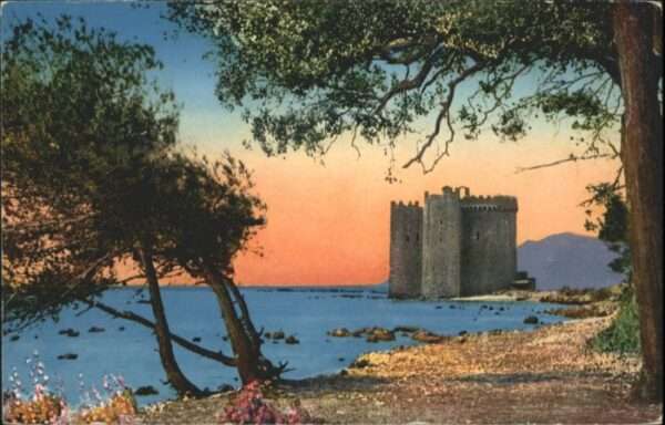 Ile Saint-Honorat Alpes Maritimes Chateau Travers Pins