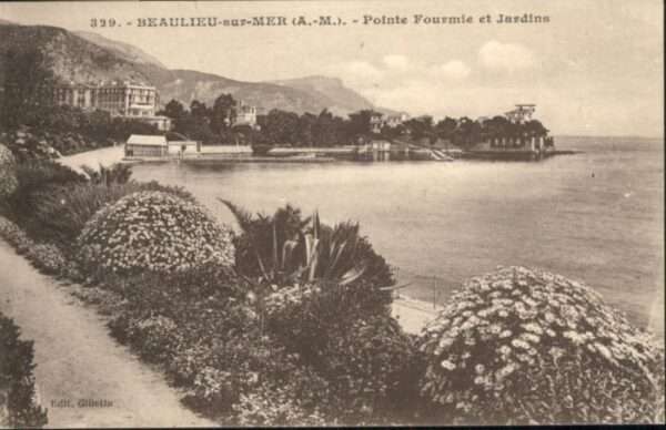 Beaulieu-sur-Mer 06 Beaulieu Pointe Fourmie Jardin