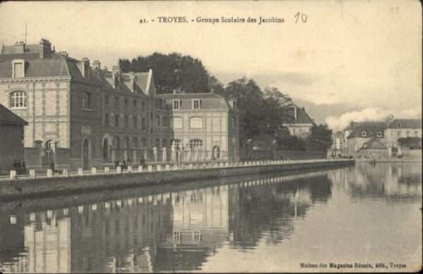Troyes Groupe Scolaire Jacobins