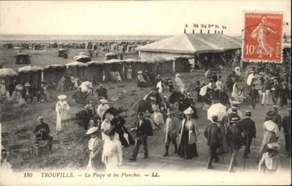 Trouville Plage Planches