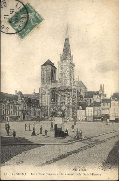 Lisieux Place Thiers Cathedrale Saint-Pierre