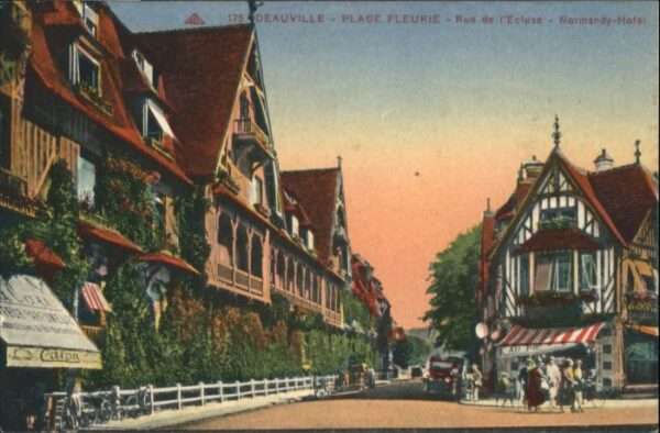 Deauville-sur-Mer Deauville Plage Fleurie Rue Ecluse Norm