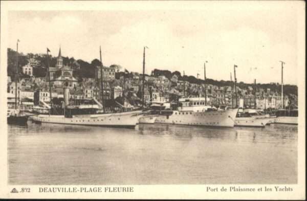 Deauville-sur-Mer Deauville Plage Fleurie Port Plaisance