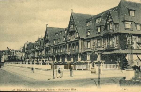 Deauville-sur-Mer Deauville Plage Fleurie Normandy Hotel