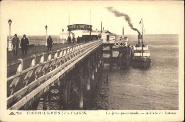 Trouville Reine Plages Jetee Promenade Bateau Dam