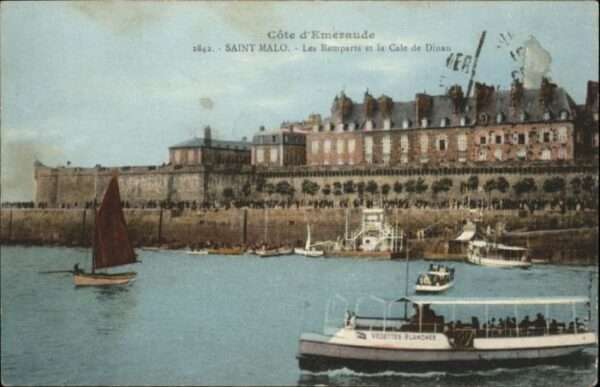 Saint-Malo 35 Saint-Malo Remparts Cale Dinan Schiff