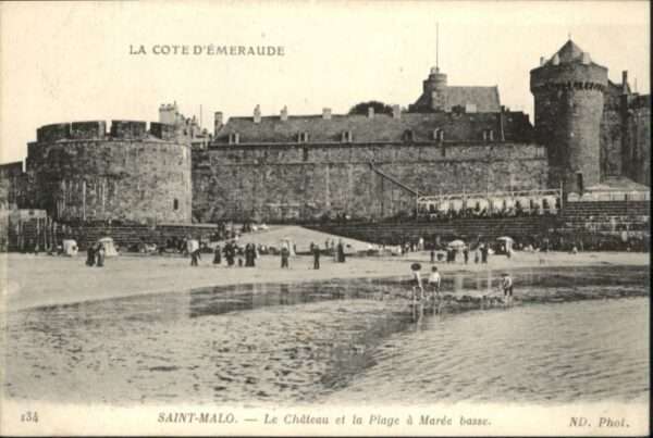 Saint-Malo 35 Saint-Malo Chateau Plage Maree Basse